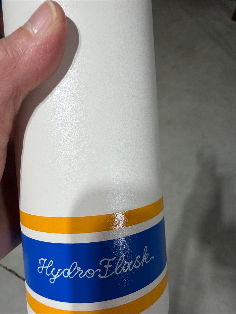 Hydroflask 21 oz with straw - Picture 4 of 5